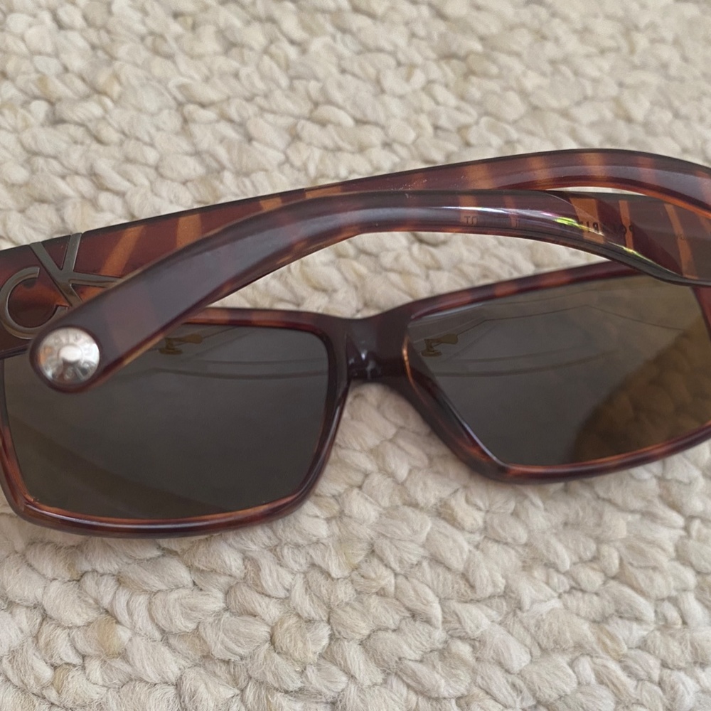 Calvin Klein Rectangular Brown Tortoise Polarized… - image 6